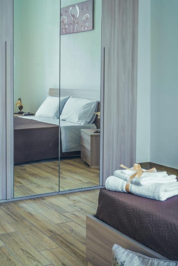 Canicattini Bagni La Casa Di Tinaヴィラ エクステリア 写真